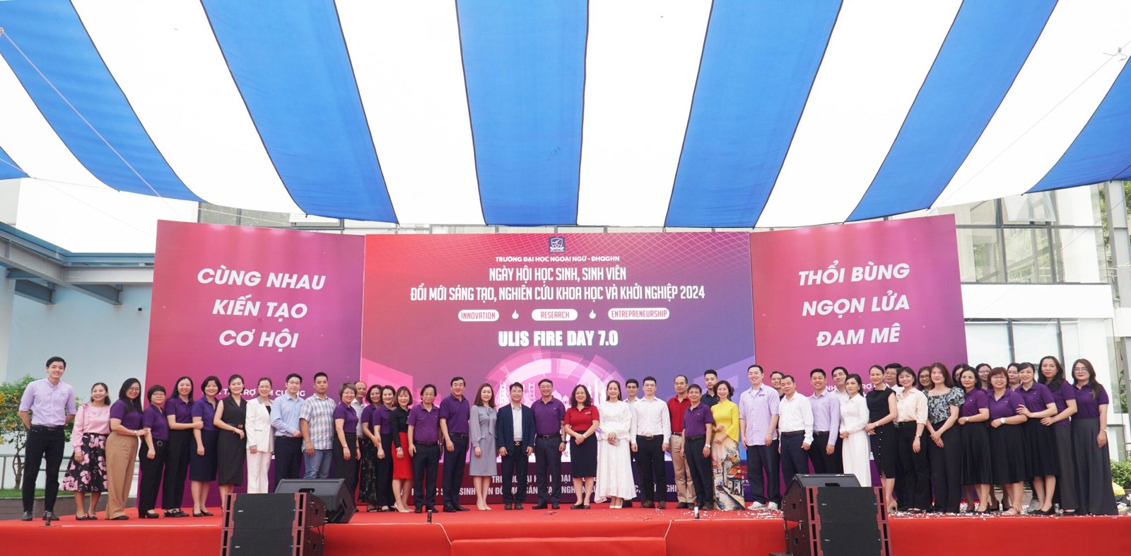 TRUNG TÂM ĐÀO TẠO NGOẠI NGỮ UFO TẠI NGÀY HỘI HỌC SINH, SINH VIÊN ĐỔI MỚI SÁNG TẠO, NGHIÊN CỨU KHOA HỌC, KHỞI NGHIỆP – ULIS FIRE DAY 7.0